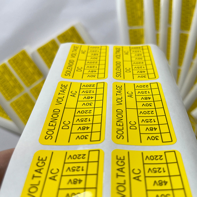 Niestandardowe drukowanie etykiet winylowych Naklejka Papier syntetyczny, Die Cut Vinyl Sticker